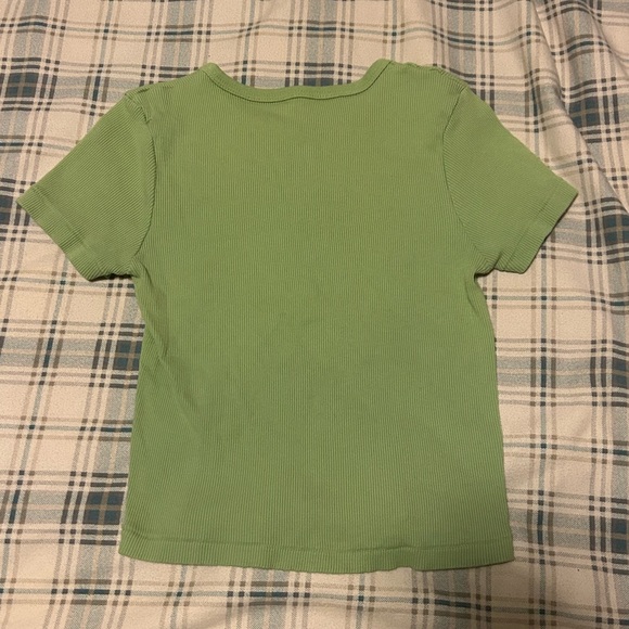 Brandy Melville Green Crop Top - Picture 2 of 3